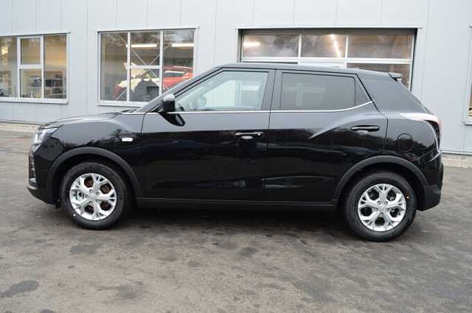 KGM Tivoli 1.5 T-GDI Nomad 6/MT *Cam+PDC+DAB+SH+Navi+LDWS*