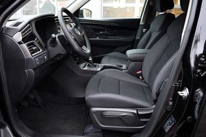 KGM Korando 1.5 T-GDI Nomad 6/MT *Cam+PDC+DAB+SH+Heizung*