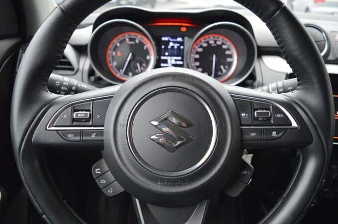 Suzuki Swift 1.2 Comfort ALLGRIP Hybrid *WR+AHK* 