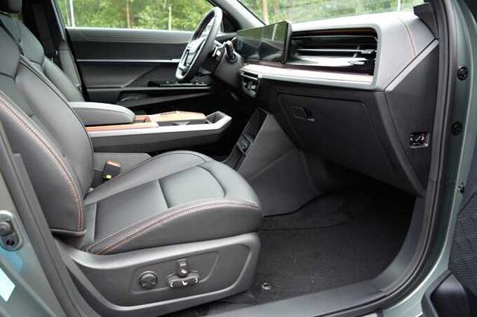 KGM Torres EVX Bliss *ACC+Sitzbel&uuml;ftung+Leder+Cam* 