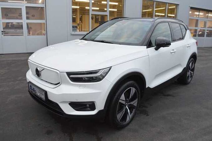 Volvo XC40 P8 AWD Recharge Twin R-Design *Pano+360+H&K* 