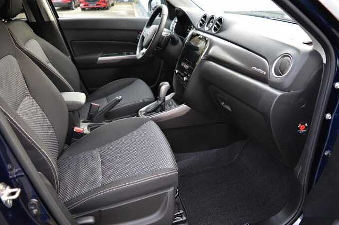 Suzuki Vitara 1.4 Comfort Allgrip AT *AHK+LED+DAB+SH* 
