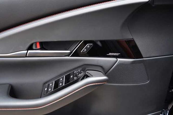 Mazda CX-30 2.0 e-SKYACTIV-X M-Hybrid AWD Nagisa *Leder+LED*