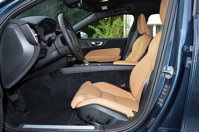 Volvo S60 B4 Plus Dark DCT *Nappa+DAB+3xPDC+Standh.+WR* 