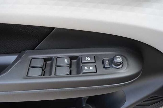 Suzuki Swift 1.2 Comfort+ Allgrip Hybrid *Voll*