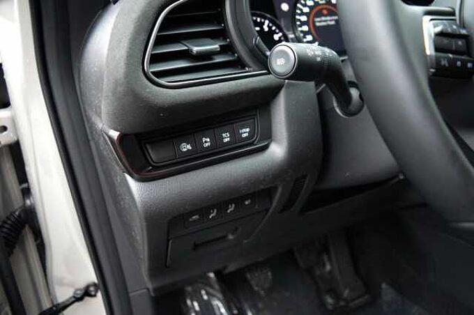 Mazda CX-30 2.0 e-SKYACTIV-X M-Hybrid Nagisa *Leder+LED* 