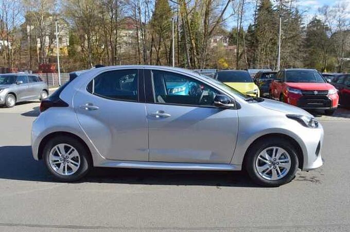 Mazda 2 Hybrid 1.5 VVT-i CVT Centre-Line *SH+Cam+DAB*