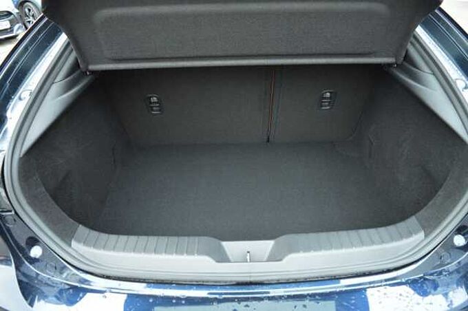 Mazda 3 2.5 e-SKYACTIV-G Drive Nagisa *Leder+LED+3xPDC*