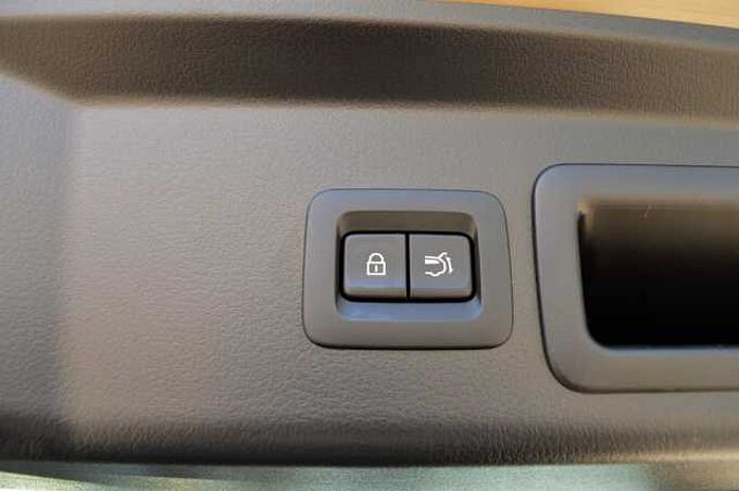 Mazda CX-30 2.5 e-SKYACTIV-G M-Hybrid Drive Nagisa *WR+Leder* 