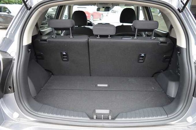 KGM Tivoli 1.5 T-GDI Essential 6/MT *Cam+PDC+DAB+SH+Navi+LDWS* 