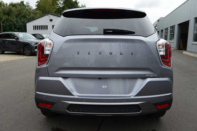 KGM Tivoli 1.5 T-GDI Essential 6/MT *Cam+PDC+DAB+SH+Navi+LDWS* 