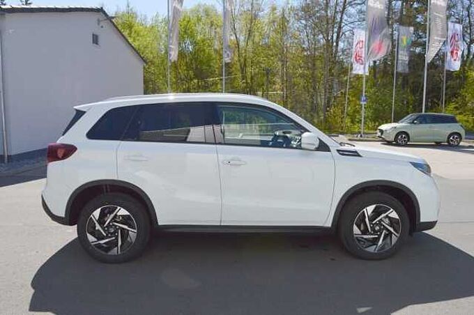 Suzuki Vitara 1.4 Comfort+ ALLGRIP Hybrid *Voll+Pano* 