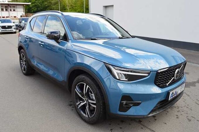 Volvo XC40 B4 AWD Plus Dark DCT *WR+LED+DAB+3xPDC*