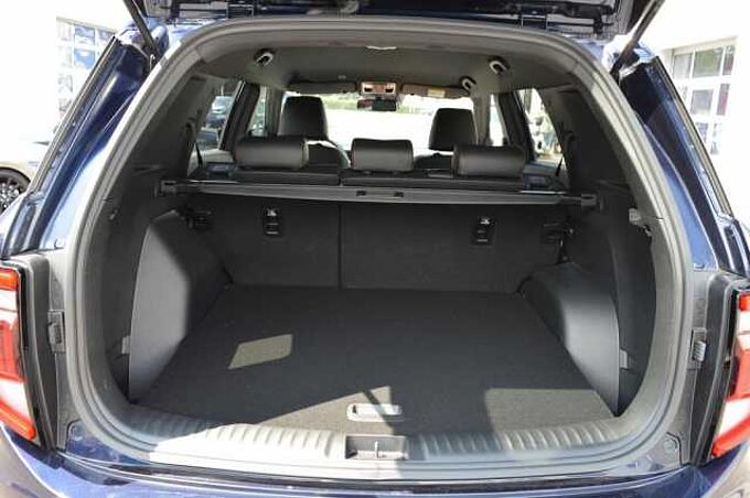 KGM Torres 1.5 T-Gdi Nomad 6/AT *Leder+LED+ACC+SH+3xPDC*