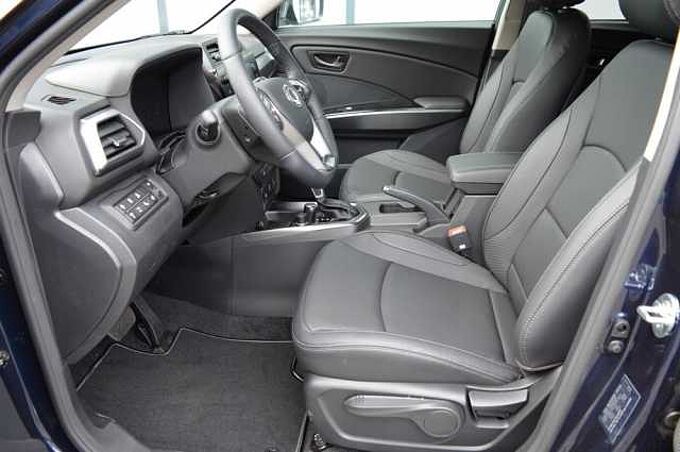 KGM Tivoli 1.5 T-GDI Nomad+ 6/AT *LED+Leder+2xPDC+Cam+SH*