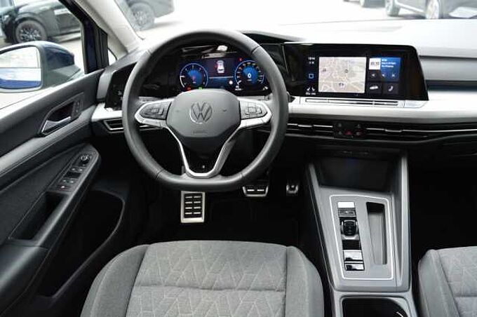 Volkswagen Golf Variant VIII 2.0 TDI Move *AHK+LED+CAM*