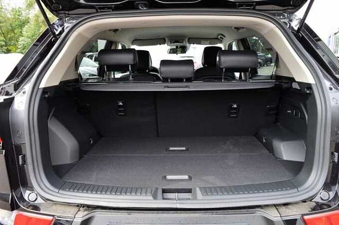 KGM Korando 1.5 T-GDI Nomad+ 6/AT *Leder+LED+CAM*