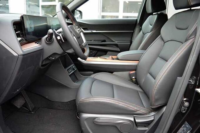 KGM Torres 1.5 T-Gdi Nomad 6/AT AWD *Leder+LED+ACC+SH+3xPDC* 