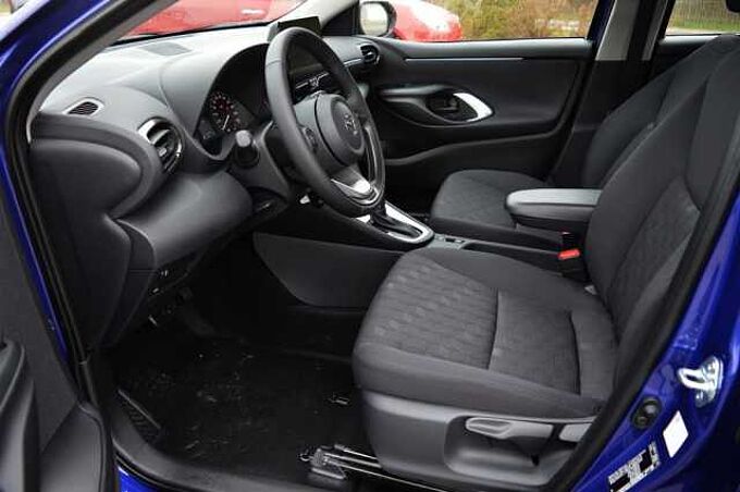 Mazda 2 Hybrid 1.5 VVT-i CVT Centre-Line *SH+Cam+PDA* 