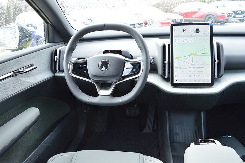 Volvo EX30 Single Motor Extended Range Plus *4 Pakete* Single Motor Extended Range Plus *4 Pakete*