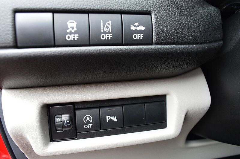 Suzuki Swift 1.2 Club Allgrip Hybrid *Navi+LED+ACC*