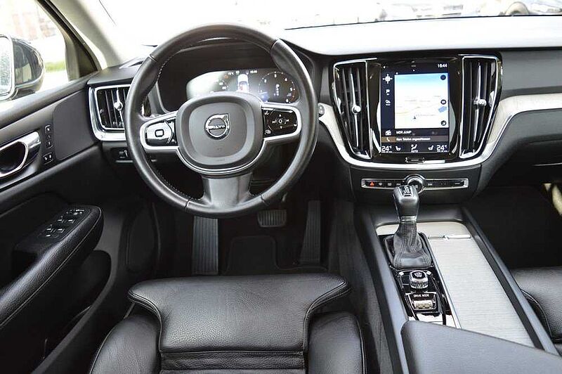 Volvo V60 D3 Geartronic Inscription *AHK+SH+LED+Leder*