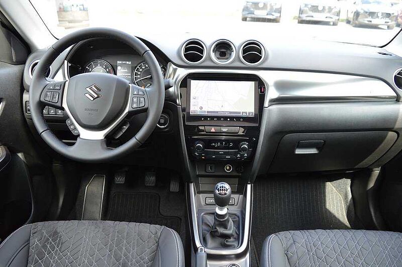 Suzuki Vitara 1.4 Comfort+ ALLGRIP Hybrid *Voll+Pano*