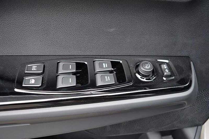 KGM Torres 1.5 Hybrid T-GDi-HEV Essential 6/AT *Leder*