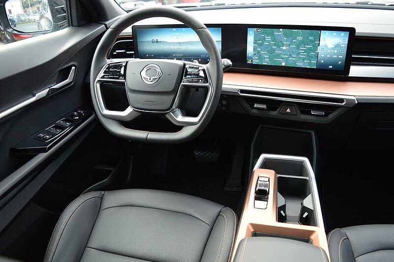 KGM Torres 1.5 T-Gdi Nomad 6/AT AWD *Leder+LED+ACC+SH*