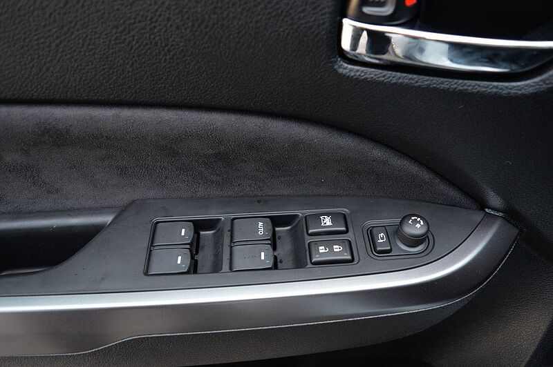 Suzuki Vitara 1.4 Comfort+ ALLGRIP Hybrid *Voll+Pano+AHK*