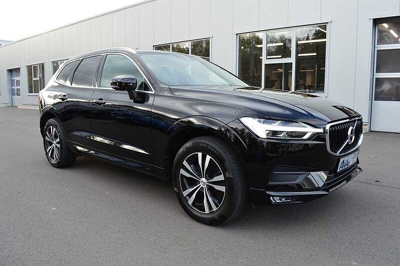Volvo XC60 B5 AWD Geartronic Momentum Pro *LED+WR+AHK*