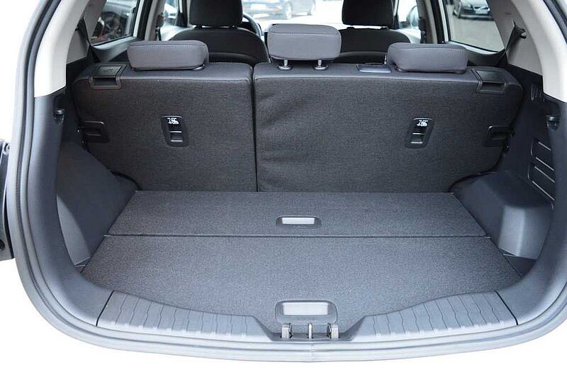 KGM Tivoli 1.5 T-GDI Nomad 6/MT *Cam+PDC+DAB+SH+Navi+LDWS*