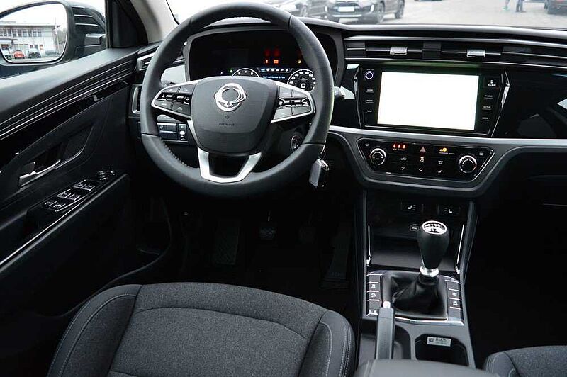 KGM Korando 1.5 T-GDI Nomad 6/MT *Cam+PDC+DAB+SH+Heizung*