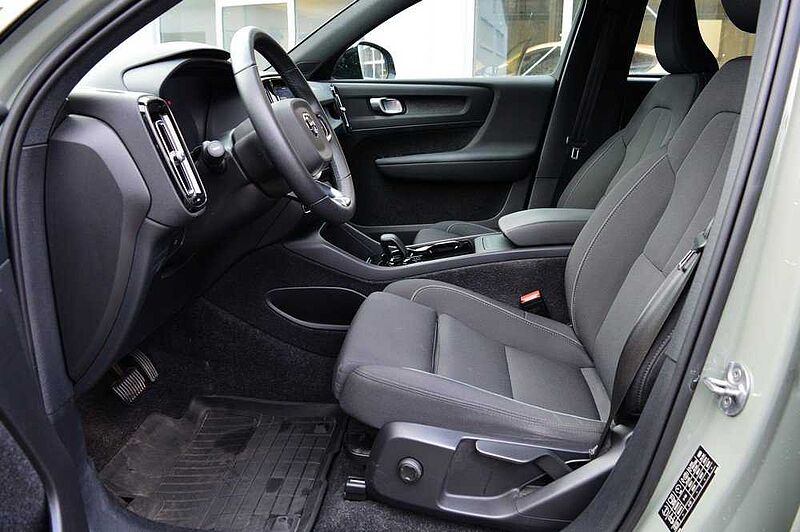 Volvo XC40 P8 AWD Recharge Twin Plus *Standh. +AHK+LED*