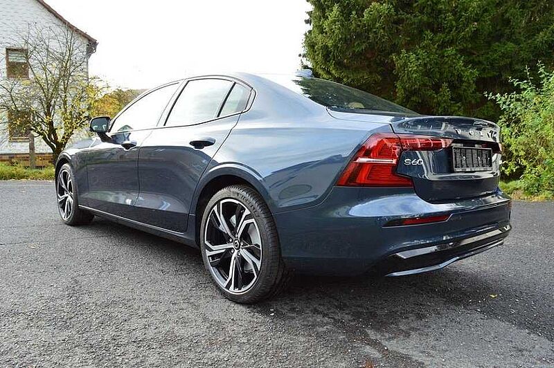Volvo S60 B4 Plus Dark DCT *Nappa+DAB+3xPDC+Standh. +WR*