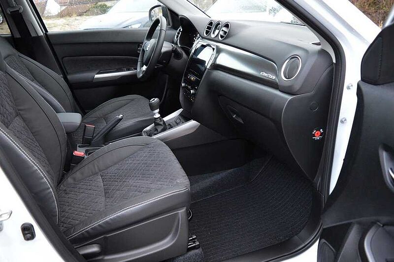 Suzuki Vitara 1.4 Comfort ALLGRIP Hybrid *Voll*