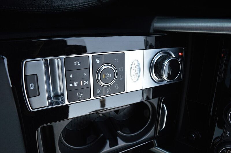 Land Rover Discovery 3.0 SD6 HSE *Voll+AHK+WR*