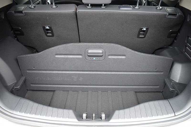 KGM Tivoli 1.5 T-GDI Essential 6/MT *Cam+PDC+DAB+SH+Navi+LDWS*