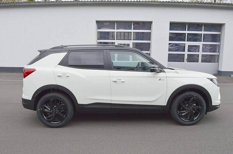 KGM Korando 1.5 T-GDI Nomad+ 6/AT AWD *Leder+LED+CAM*