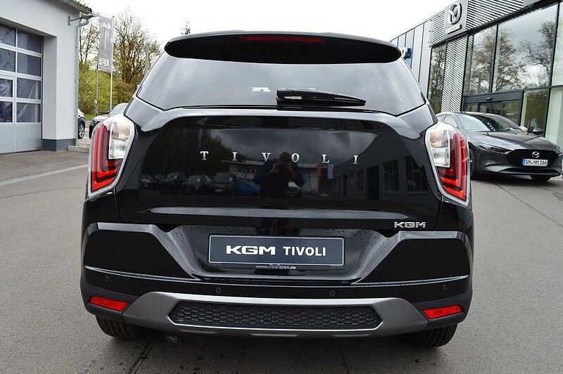 KGM Tivoli 1.5 T-GDI Nomad+ 6/AT *LED+Leder+2xPDC+Cam+SH*