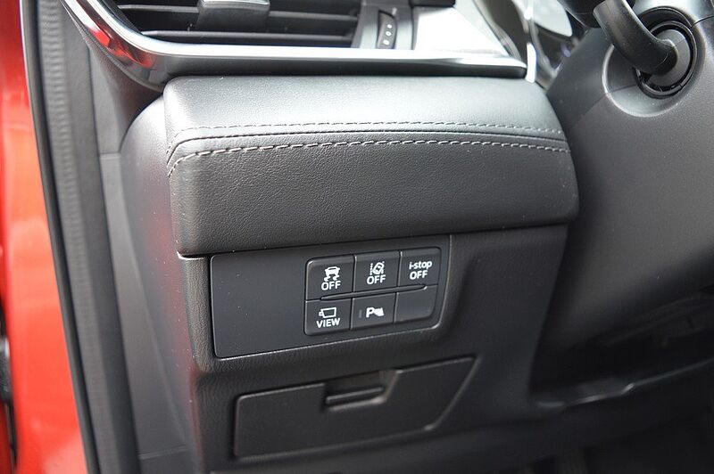 Mazda 6 Sport Kombi 2.0 SKYACTIV-G Center-Line *LED+WR+Navi+SH*