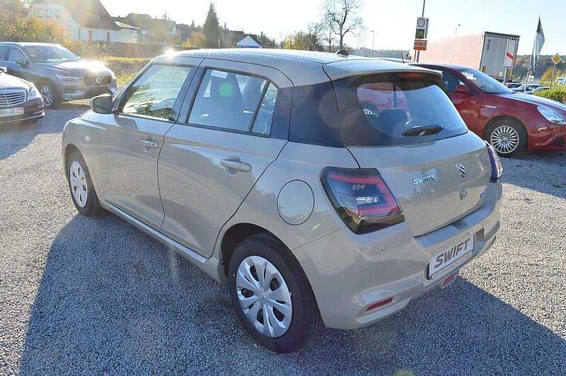 Suzuki Swift 1.2 Club Hybrid *Navi+LED+ACC*