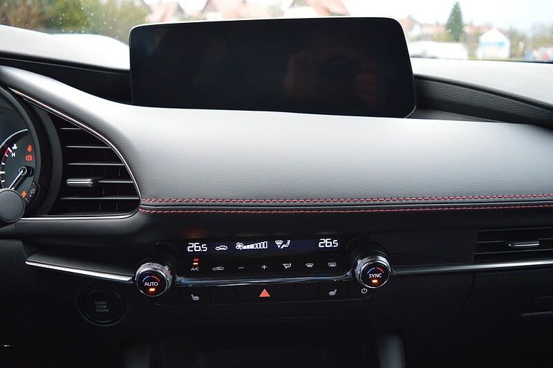 Mazda 3 2.5 e-SKYACTIV-G Drive Homura *Navi+LED+3xPDC*