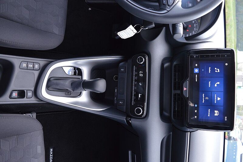 Mazda 2 Hybrid 1.5 VVT-i CVT Centre-Line *SH+Cam+PDA*
