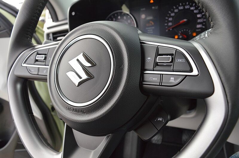 Suzuki Swift 1.2 Comfort+ Allgrip Hybrid *Voll*
