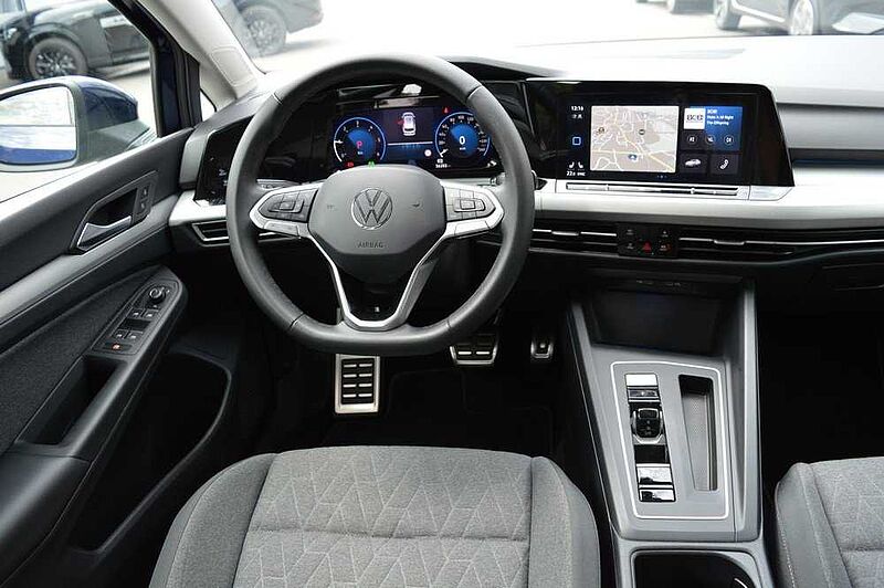 Volkswagen Golf Variant VIII 2.0 TDI Move *AHK+LED+CAM*
