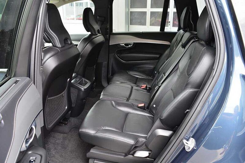 Volvo XC90 B5 AWD Geartronic Plus Bright *Voll+AHK+deutsch*