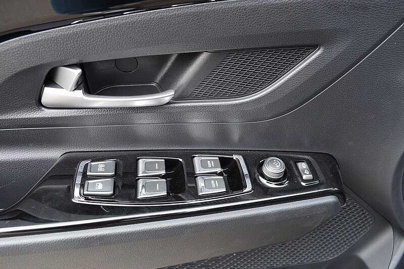 KGM Korando 1.5 T-GDI Nomad+ 6/AT *Leder+LED+CAM*