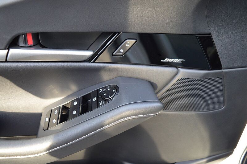 Mazda CX-30 2.5 e-SKYACTIV-G M-Hybrid Makoto *BOSE+LED*